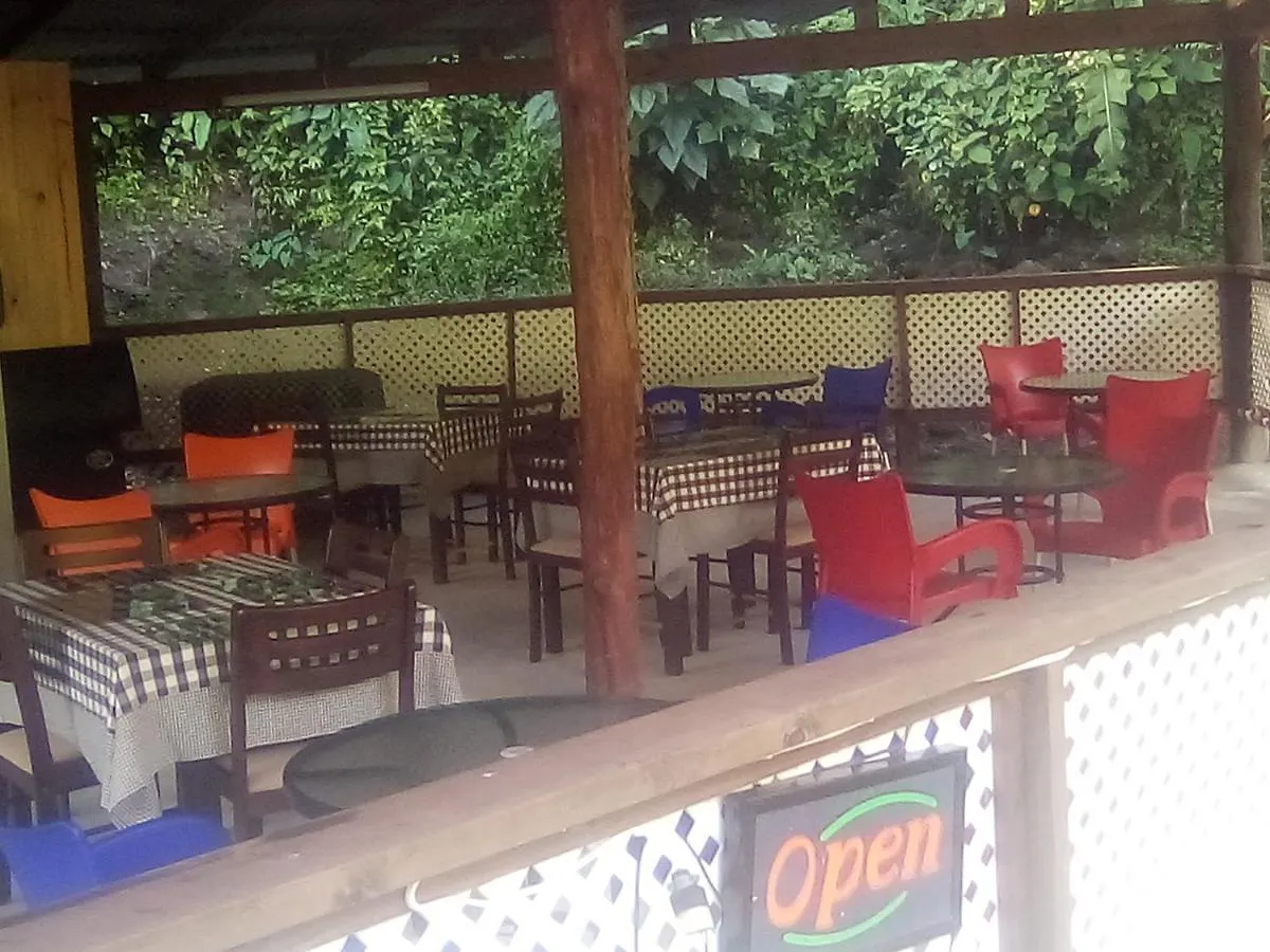 ** Hotel Natty Tropical Valley Roseau Dominica