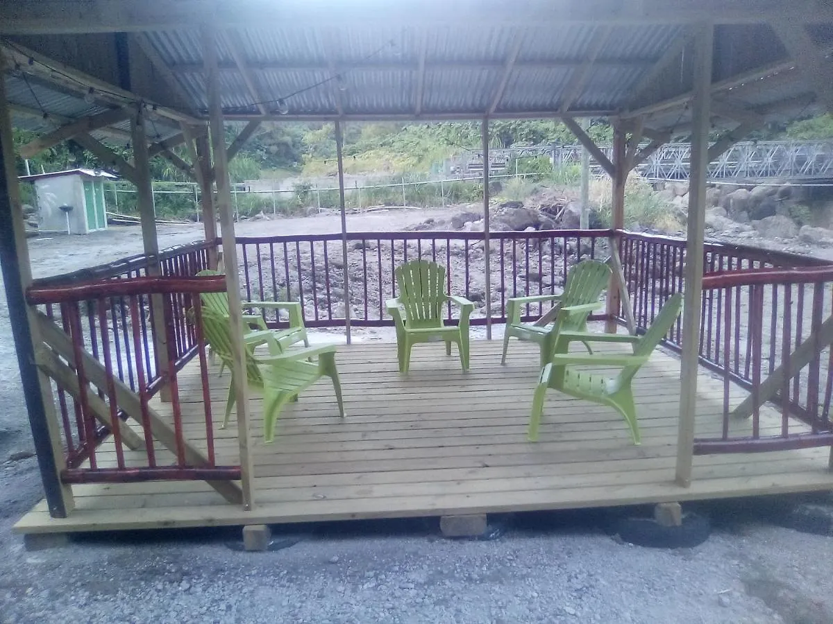 Natty Tropical Valley Roseau Hotel