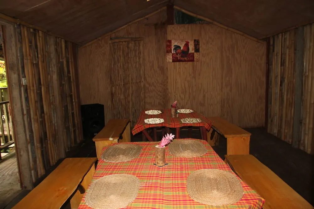 Natty Tropical Valley Roseau Hotel